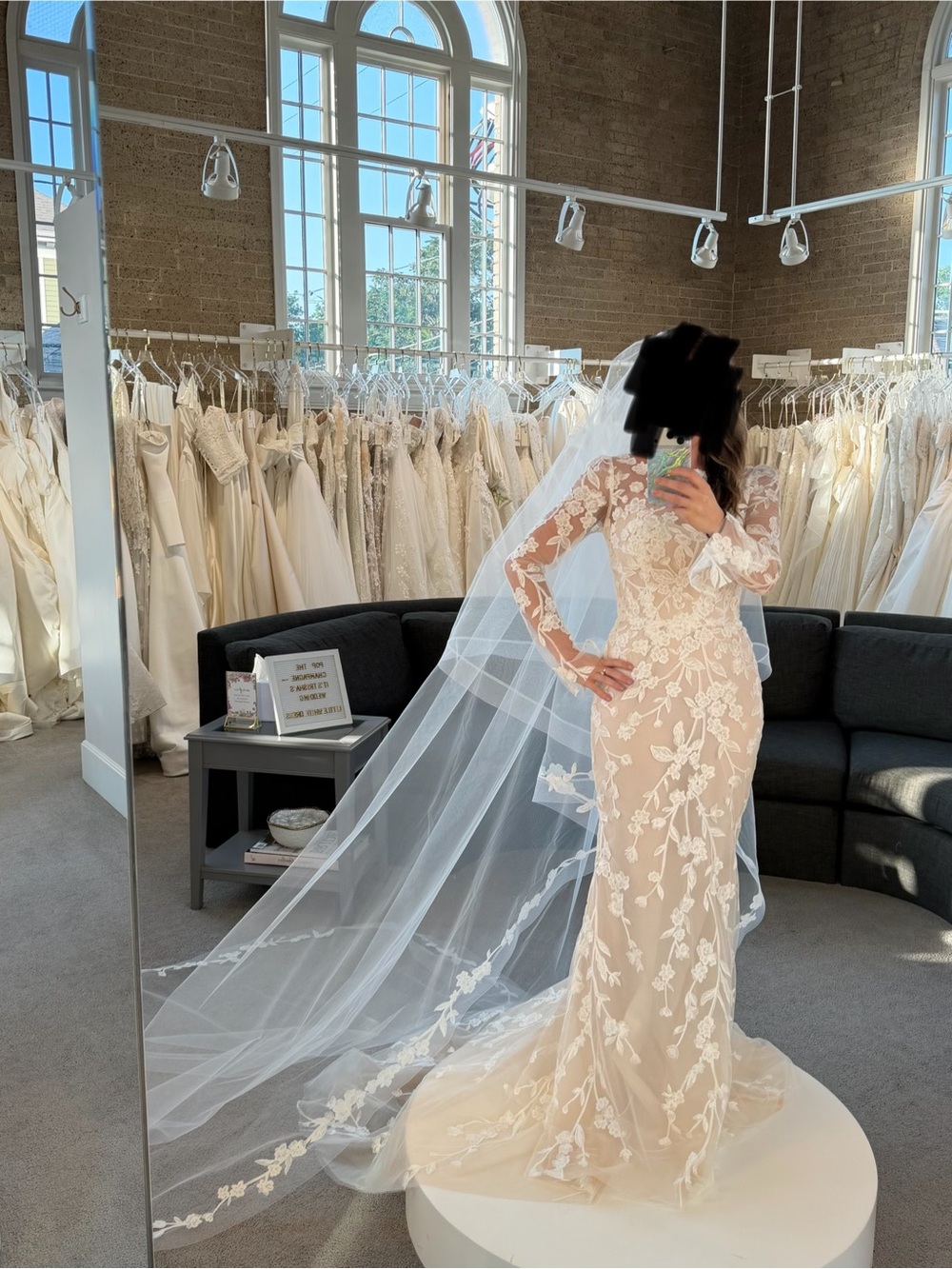 Illusion-Sleeve Lace Appliqué Wedding Dress in Champagne